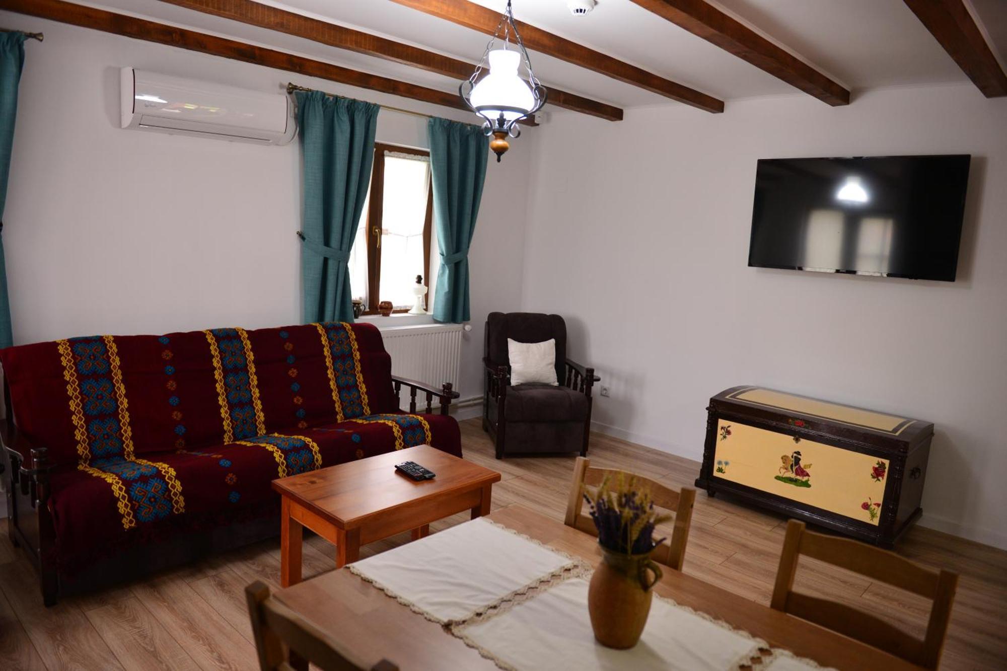 Hotel Dumbrava Uzlina Esterno foto